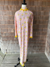 Load image into Gallery viewer, Vintage Spring Flowers Bouquet Caftan w/ Yellow Pom Poms