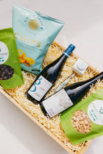 Load image into Gallery viewer, Gourmet Wine &amp; Snack Basket