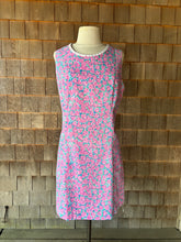 Load image into Gallery viewer, 1970s Vintage Lilly Dress with Purple Heart Print &amp; Star Signature