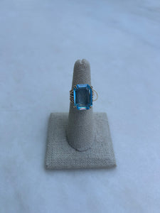 Vintage Gold Topaz Ring with Braided Detail