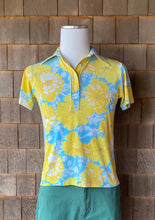 Load image into Gallery viewer, Vintage Lilly Yellow &amp; Blue Floral Knit Top