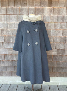 Vintage Boulevard Room Gray Wool Coat with Mink Collar